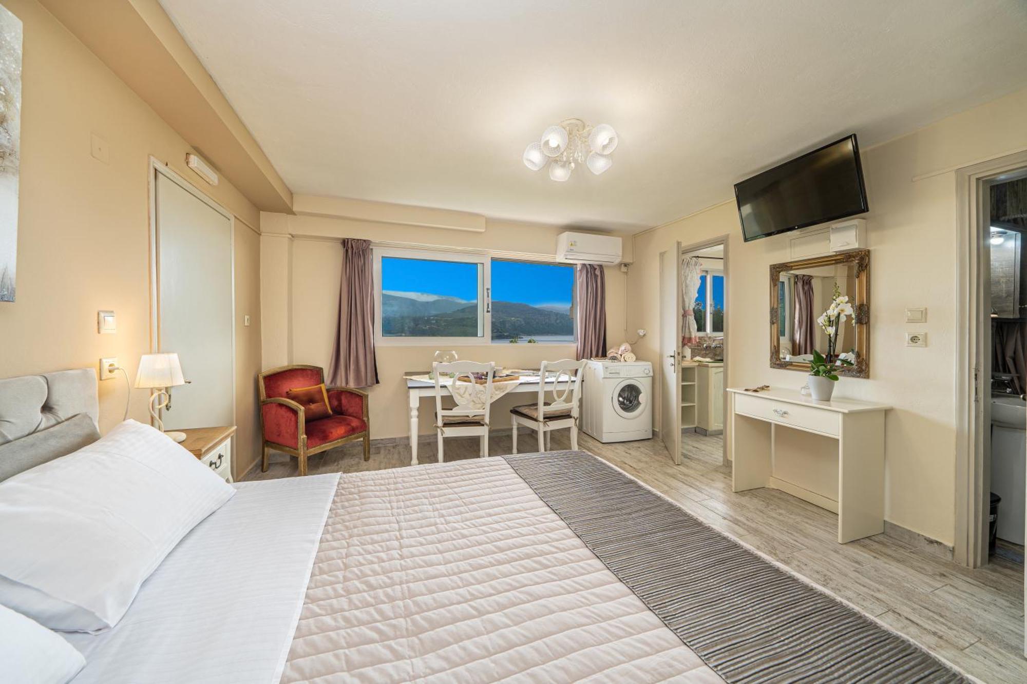 Aphrodite Superb Sea View Apartment 아르고스톨리온 외부 사진