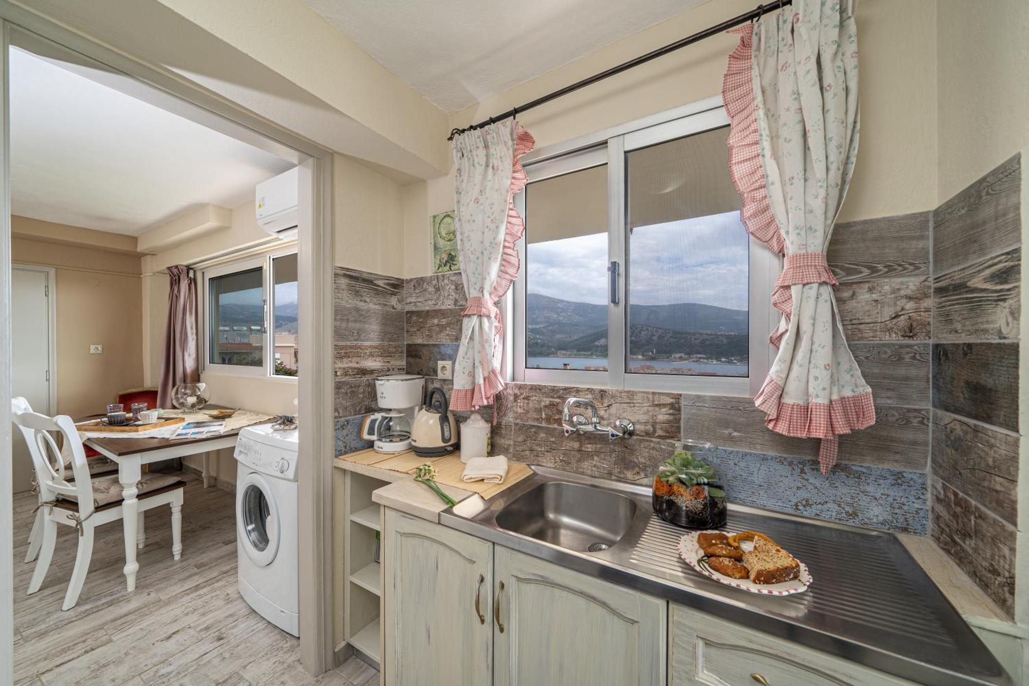 Aphrodite Superb Sea View Apartment 아르고스톨리온 외부 사진